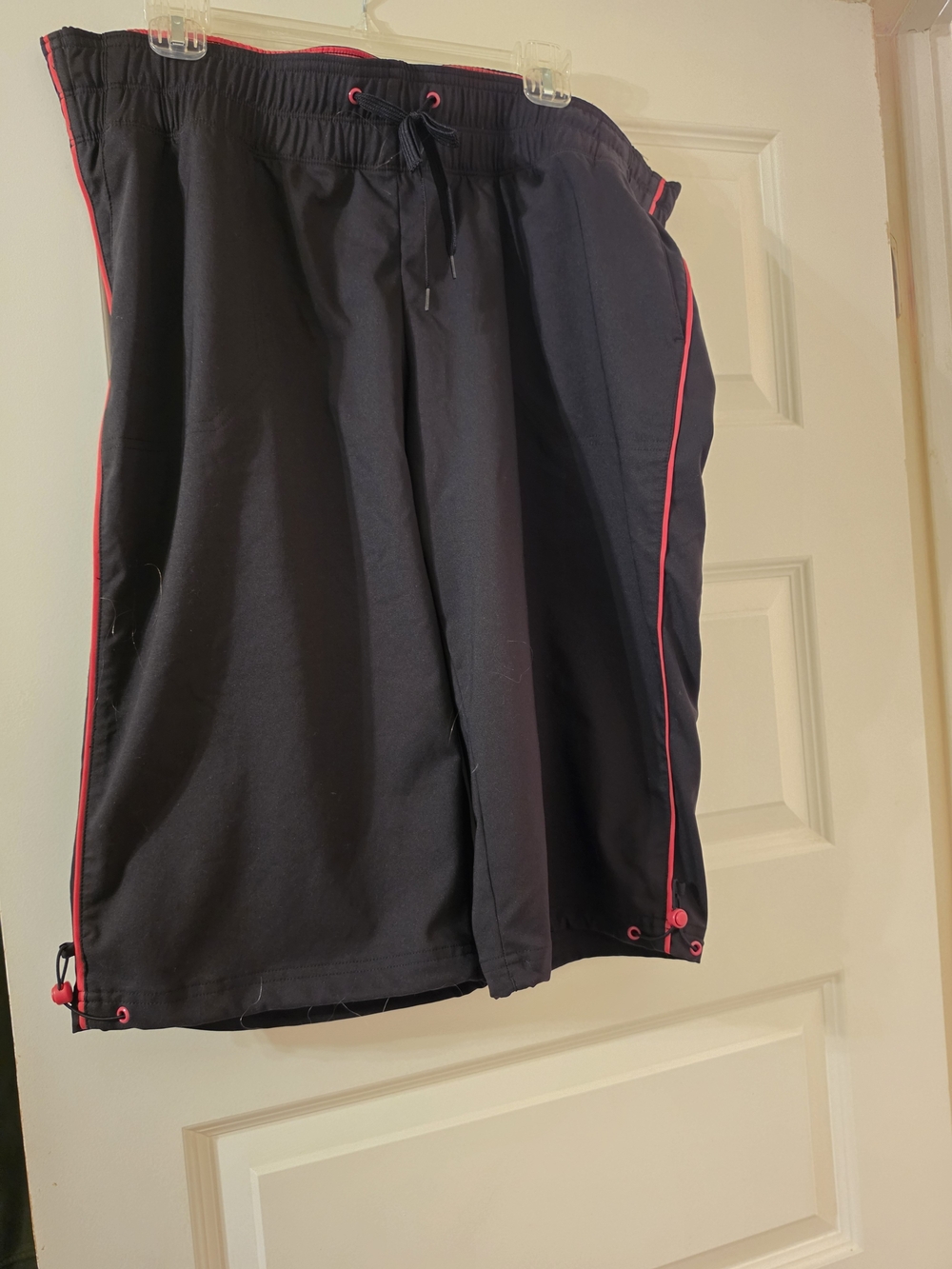 Made for Life Black Knee Length Shorts/Crop Pants with Coral Red Trim